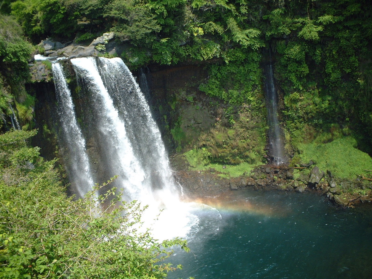 音止の滝