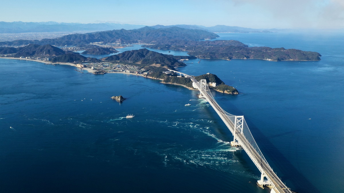 大鳴門橋