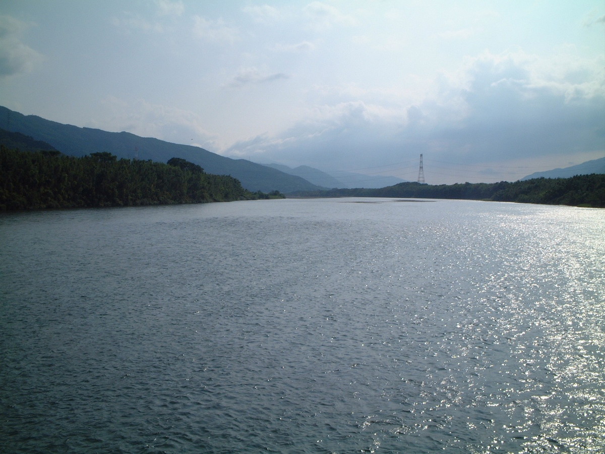 脇町潜水橋