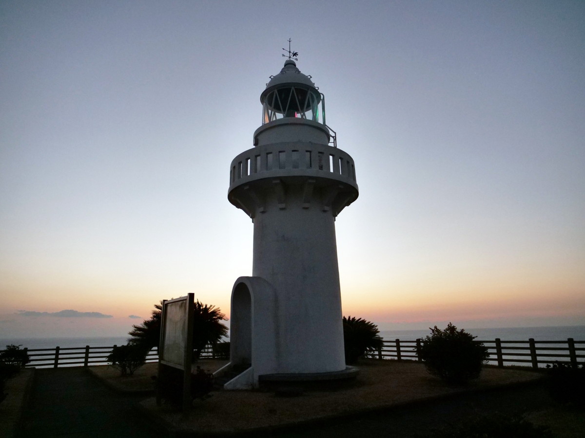 細島灯台