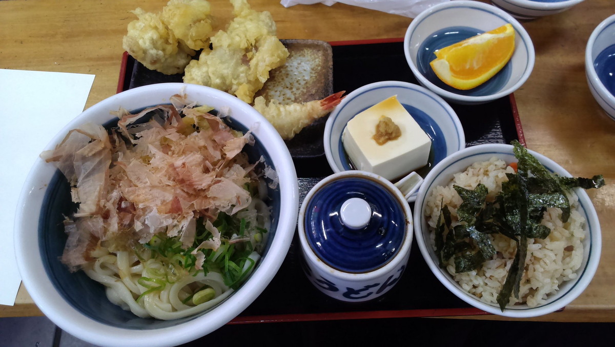 こんぴらうどん・讃岐うどん