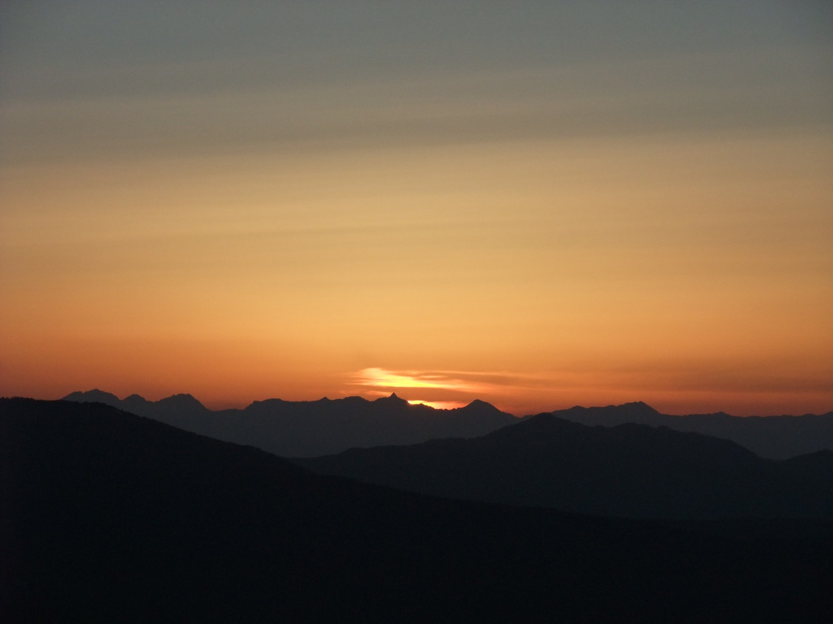 白樺高原夕陽の丘