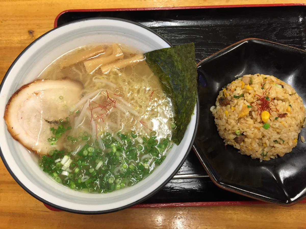 麺屋無双・鳥取牛骨ラーメン