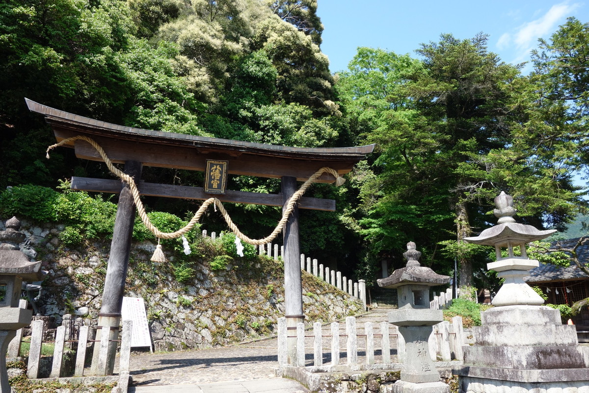 柏原八幡宮