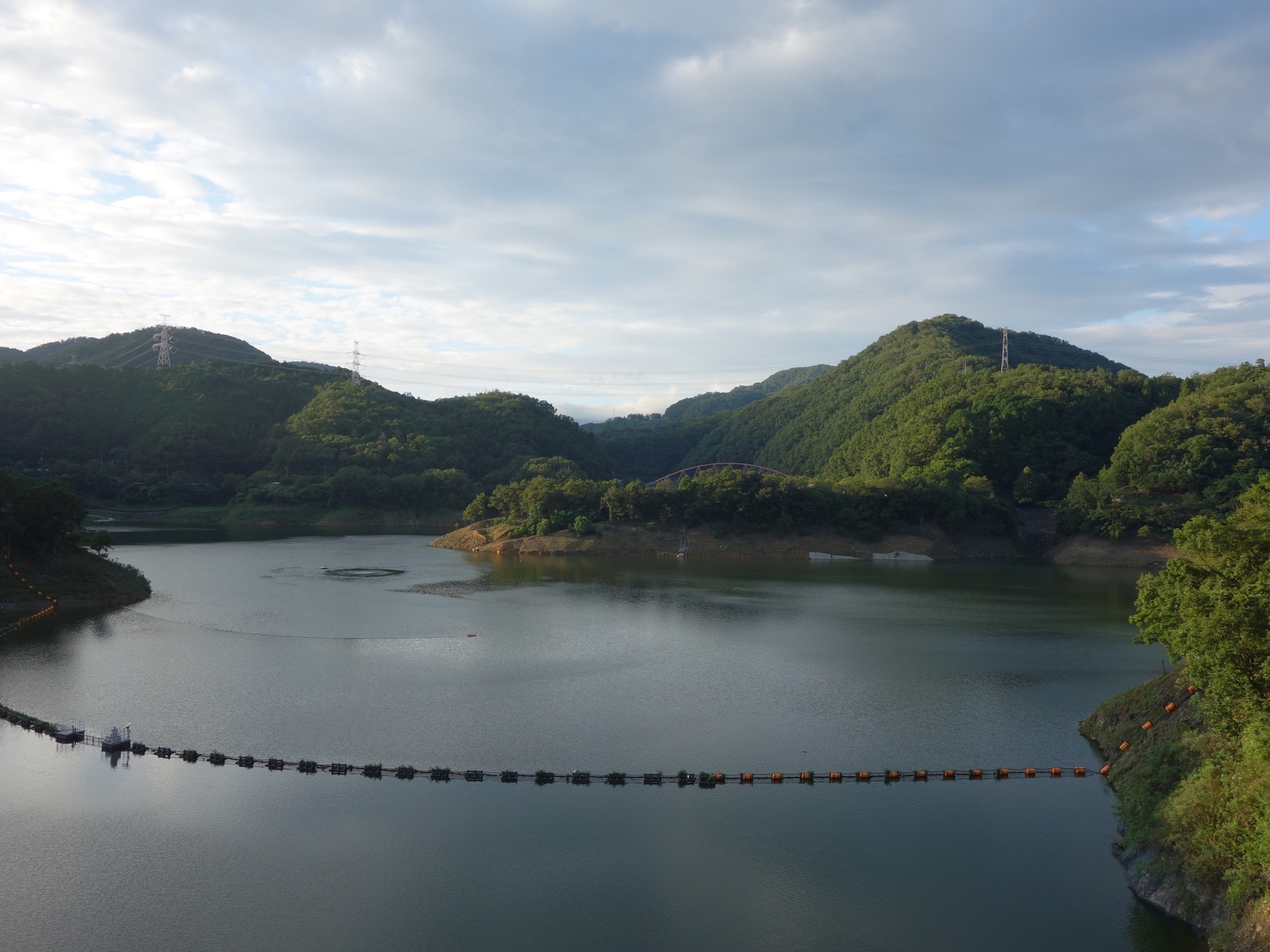 知明湖(一庫ダム)