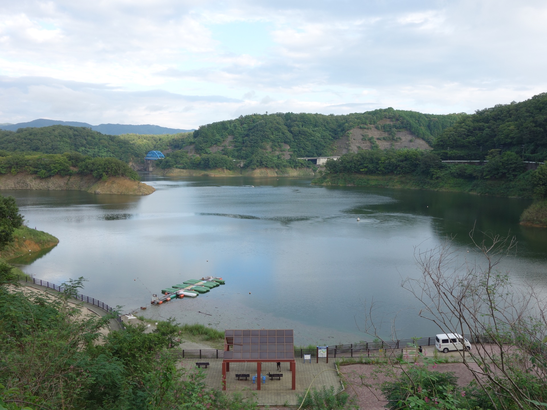 知明湖（一庫ダム）