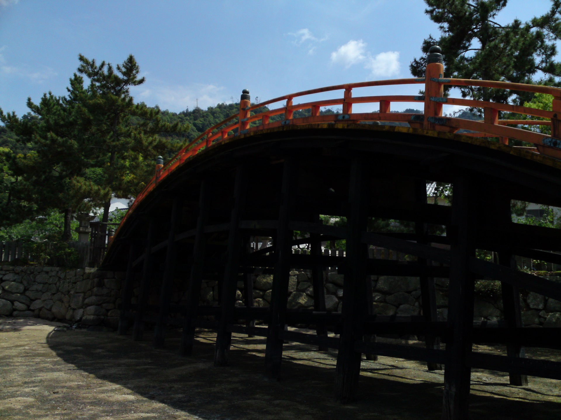 厳島神社・反橋