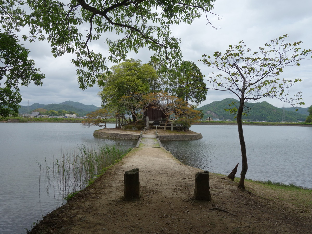 須濱神社