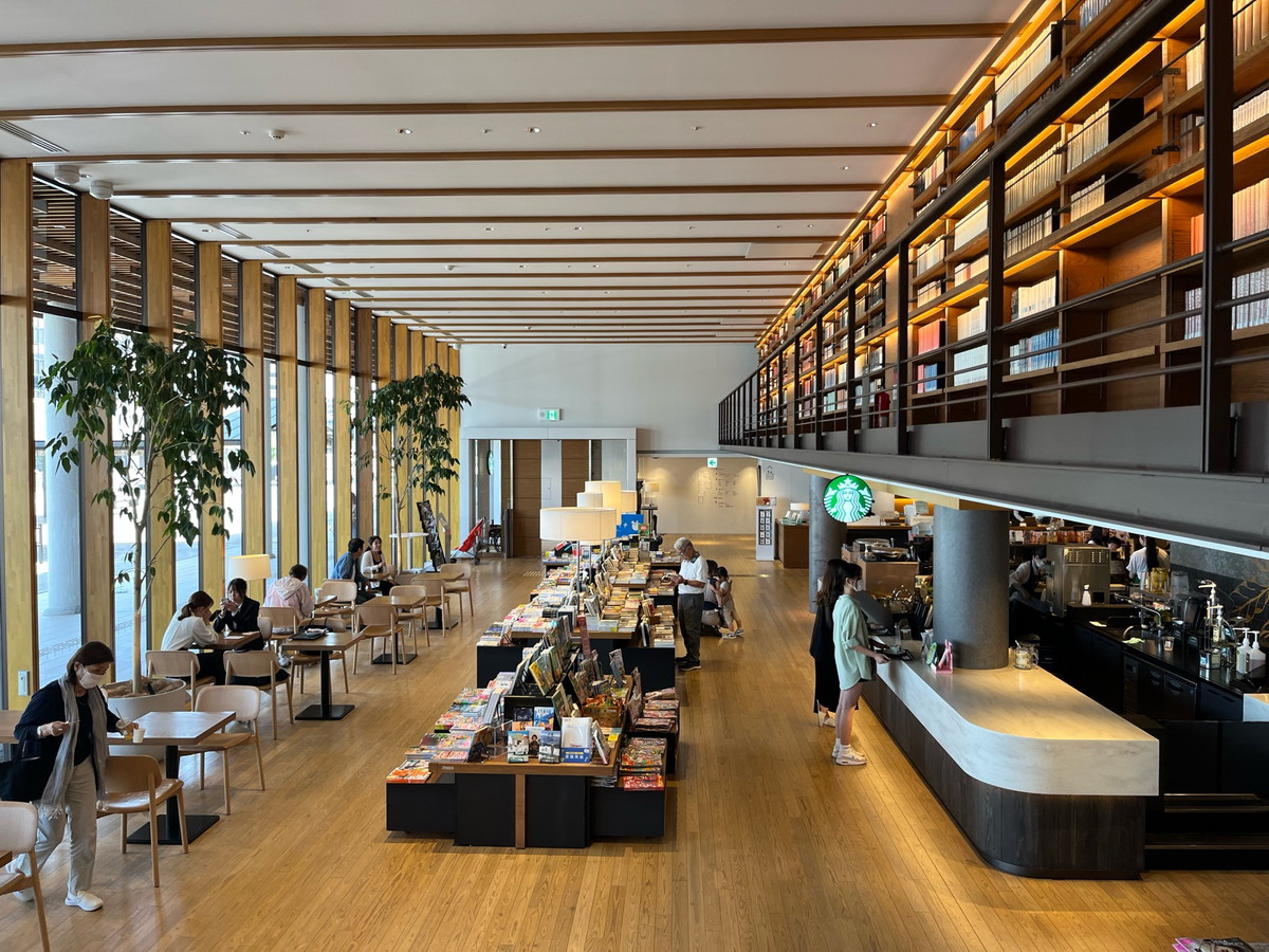 和歌山市民図書館