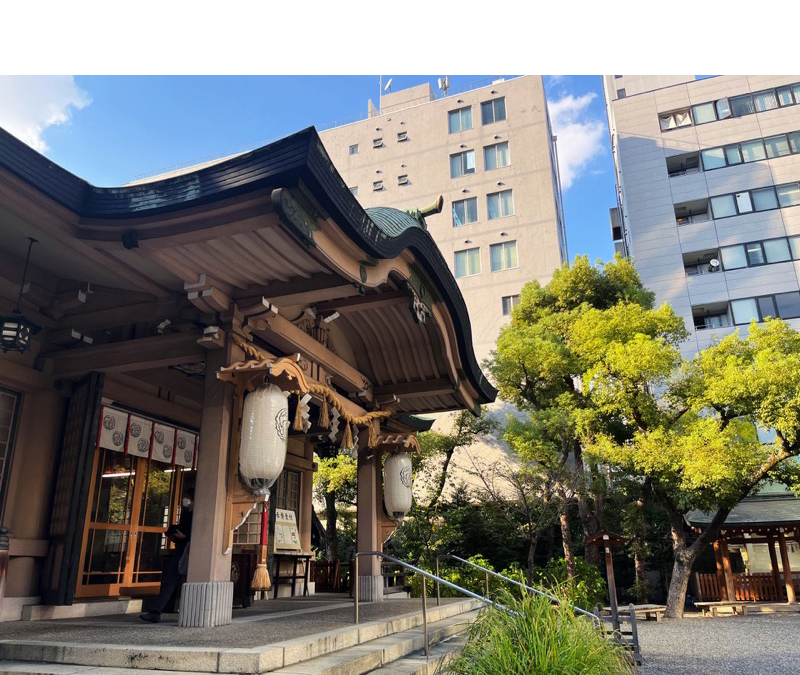 坐摩神社