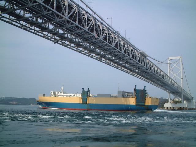 大鳴門橋