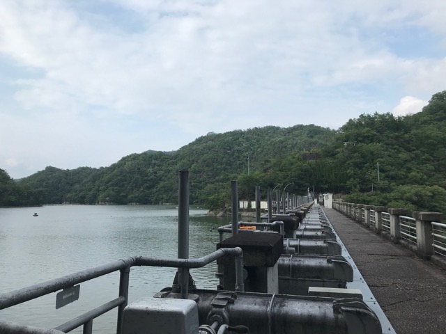 千苅ダム