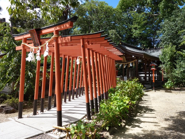 辛國神社