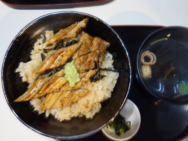 やま義・あなごめし