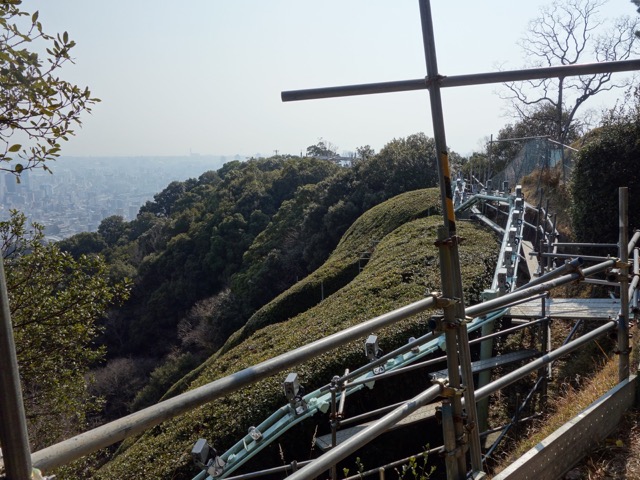 市章山・錨山