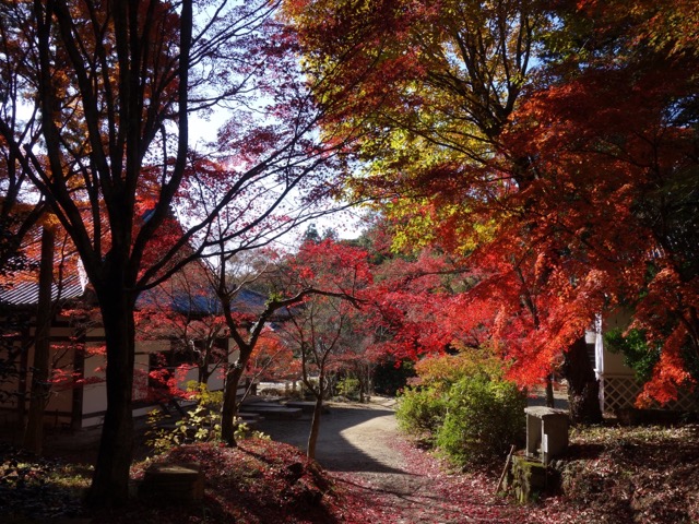 石峯寺