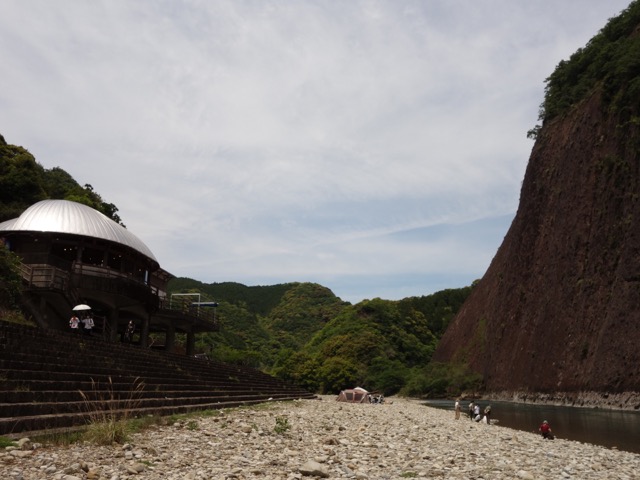 一枚岩