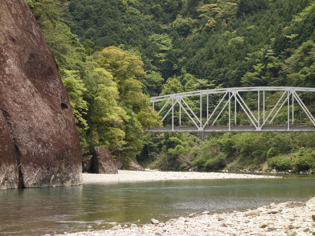 一枚岩