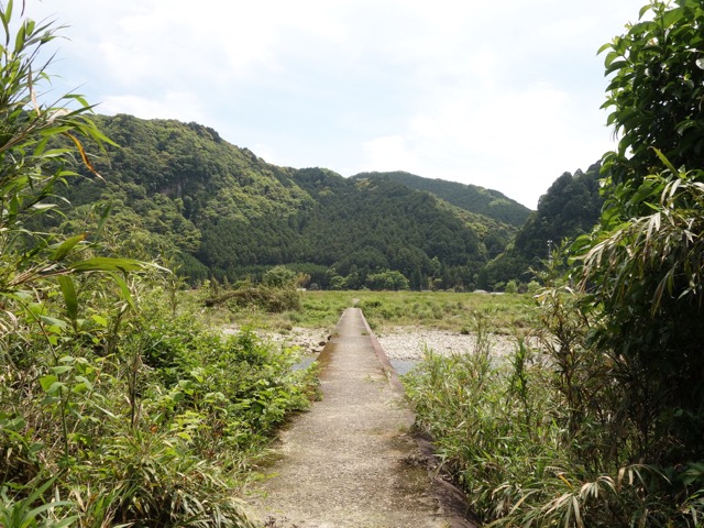 明神の潜水橋