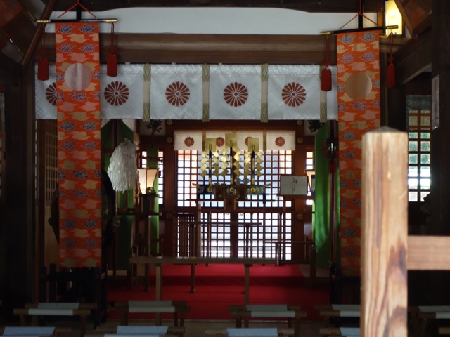 日根神社
