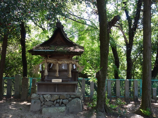 日根神社
