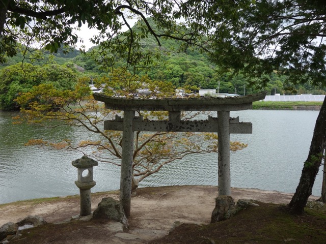 須濱神社