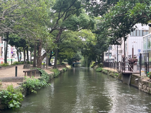 西川緑道公園