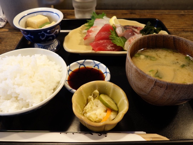 wakaya津屋・海鮮定食