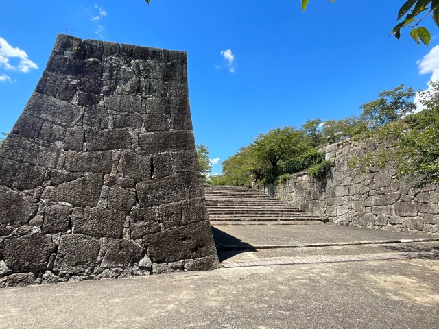 津山城跡(鶴山公園)