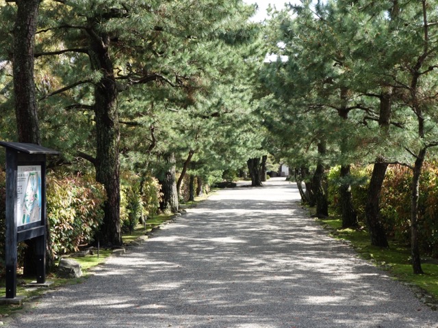 琴ノ浦温山荘園