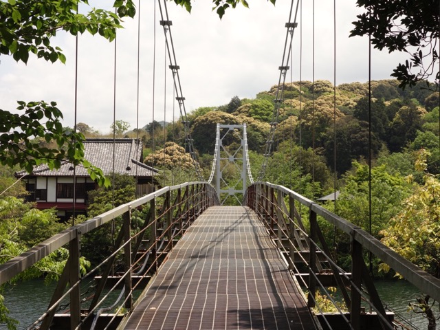 亀池