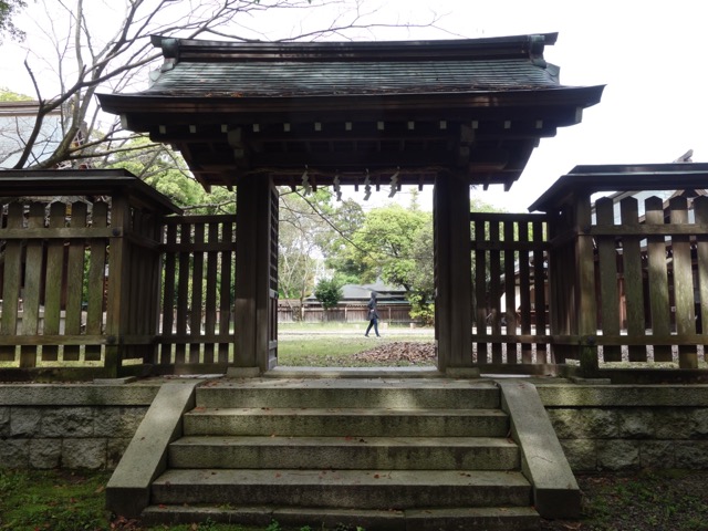 竈山神社