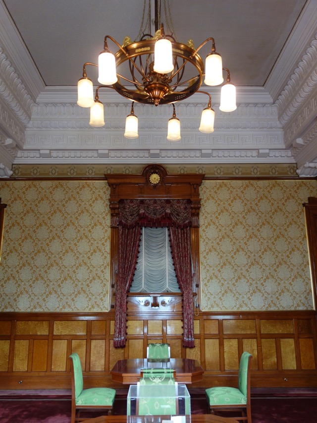 名古屋市市政資料館