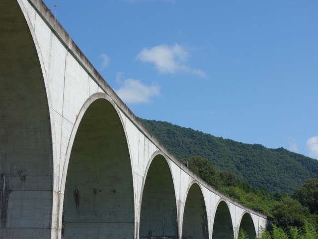 虎臥城大橋
