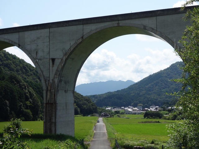 虎臥城大橋