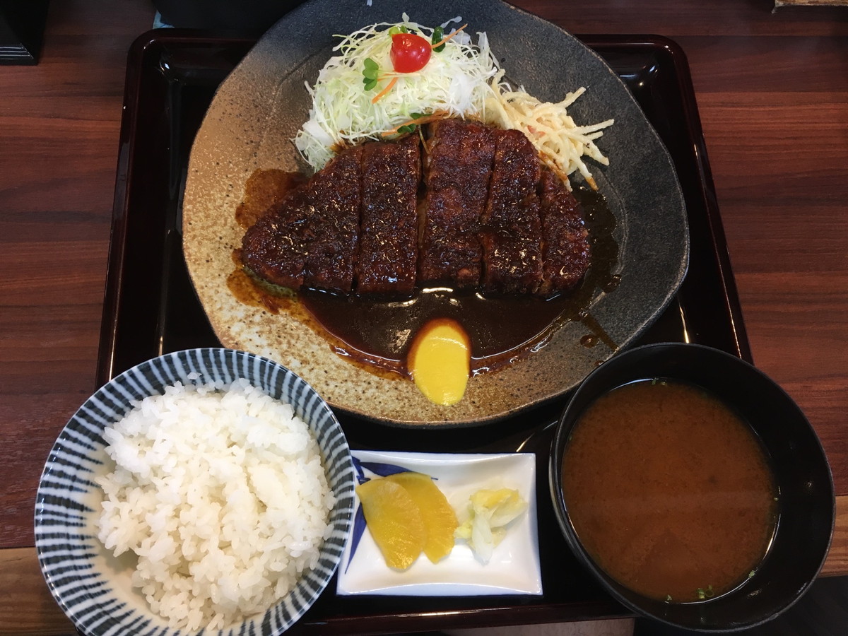 矢田かつ・味噌カツ