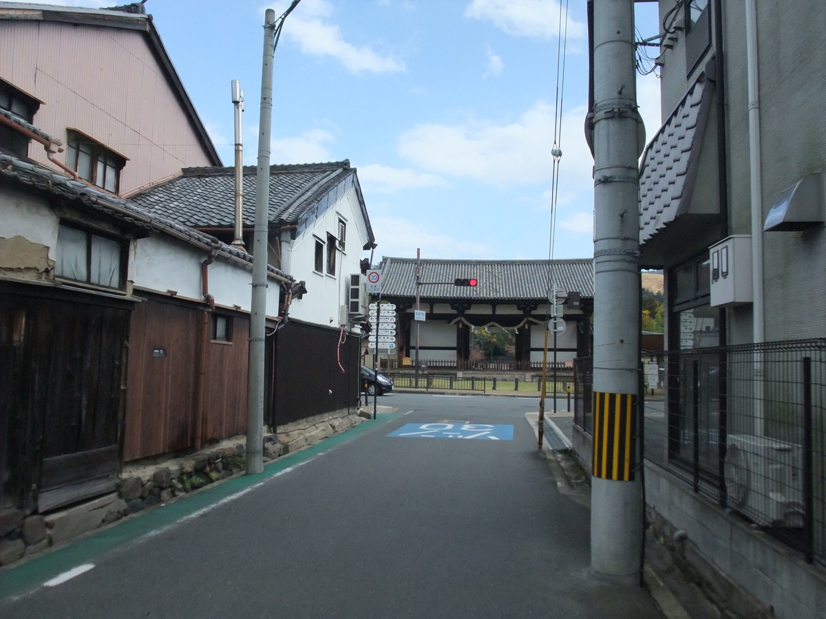 東大寺・転害門