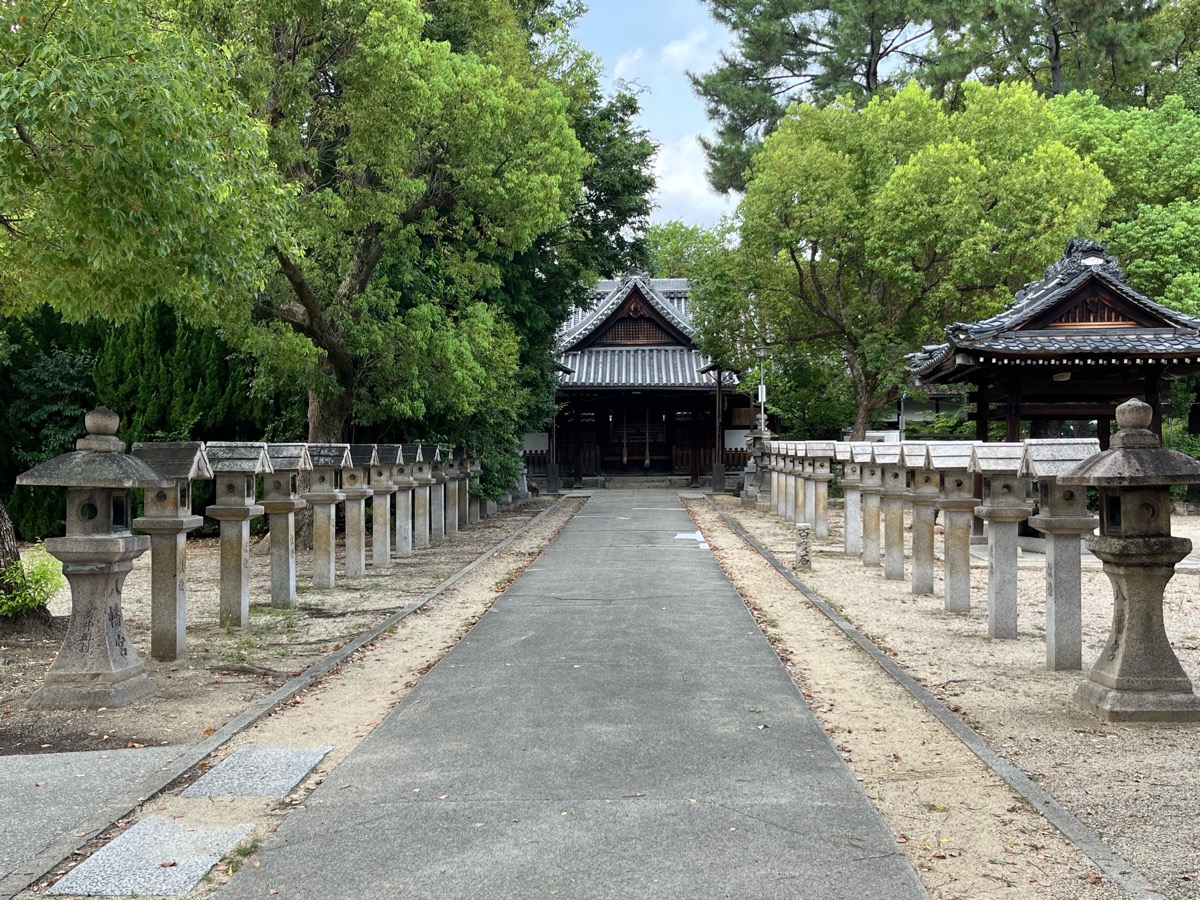 鴨高田神社