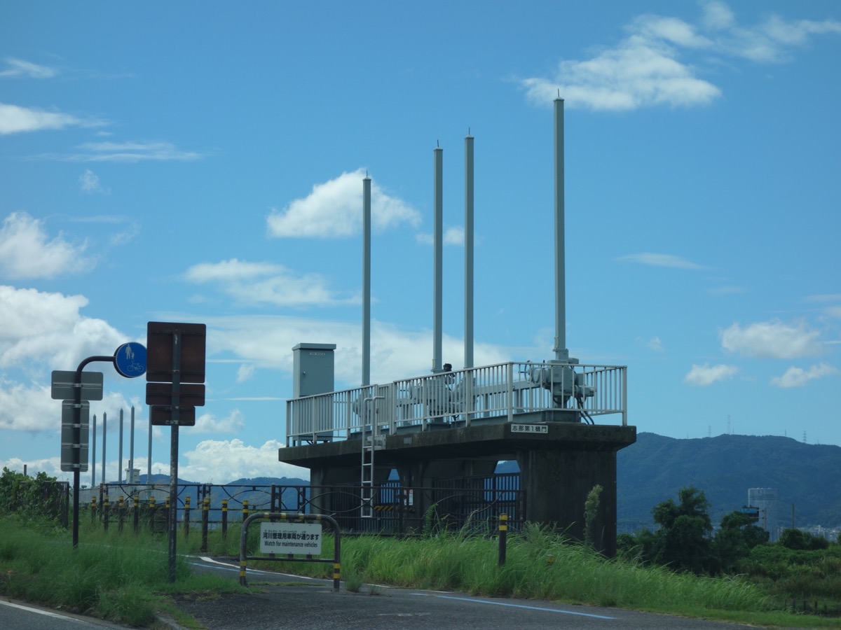 湖岸道路