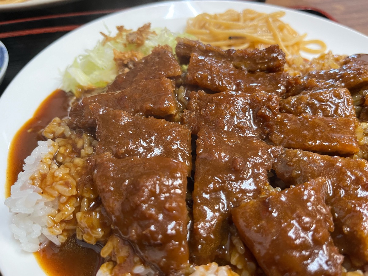 千成亭・加古川かつめし