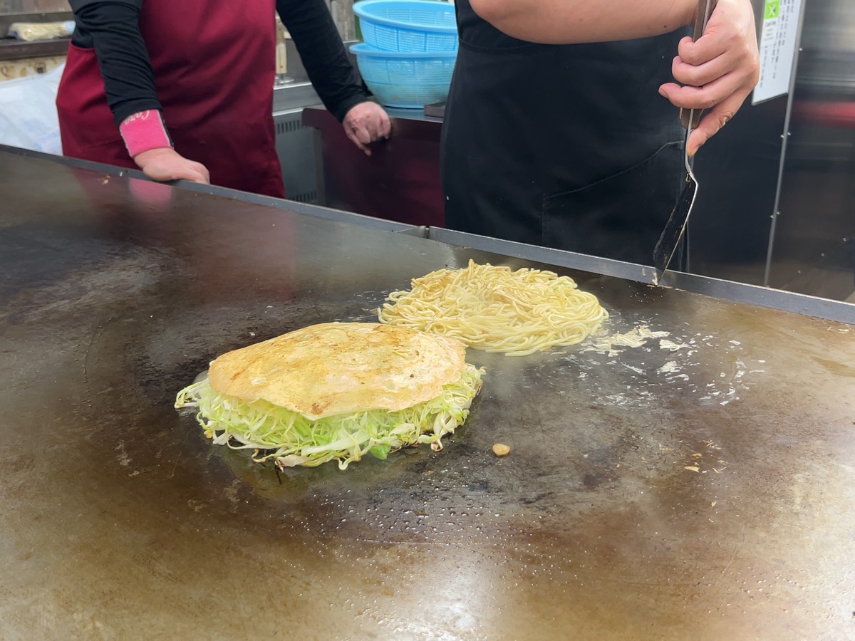 八昌(お好み村)・広島お好み焼き