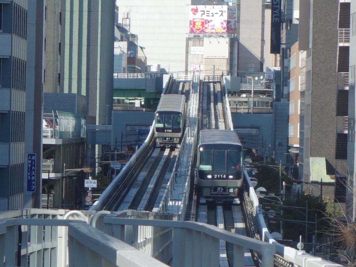 ポートライナー