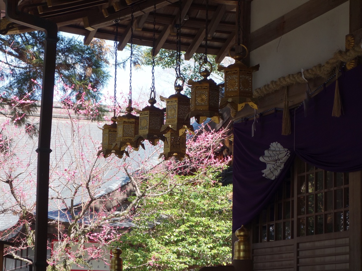 枚岡神社