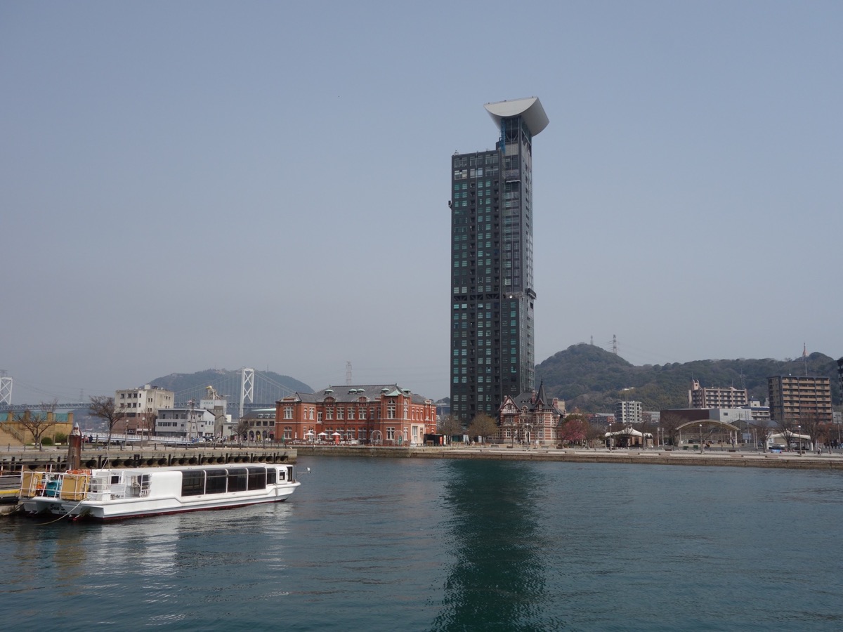海峡プラザ