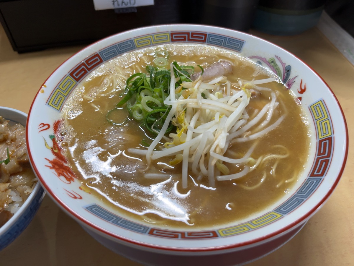 与壱・広島ラーメン