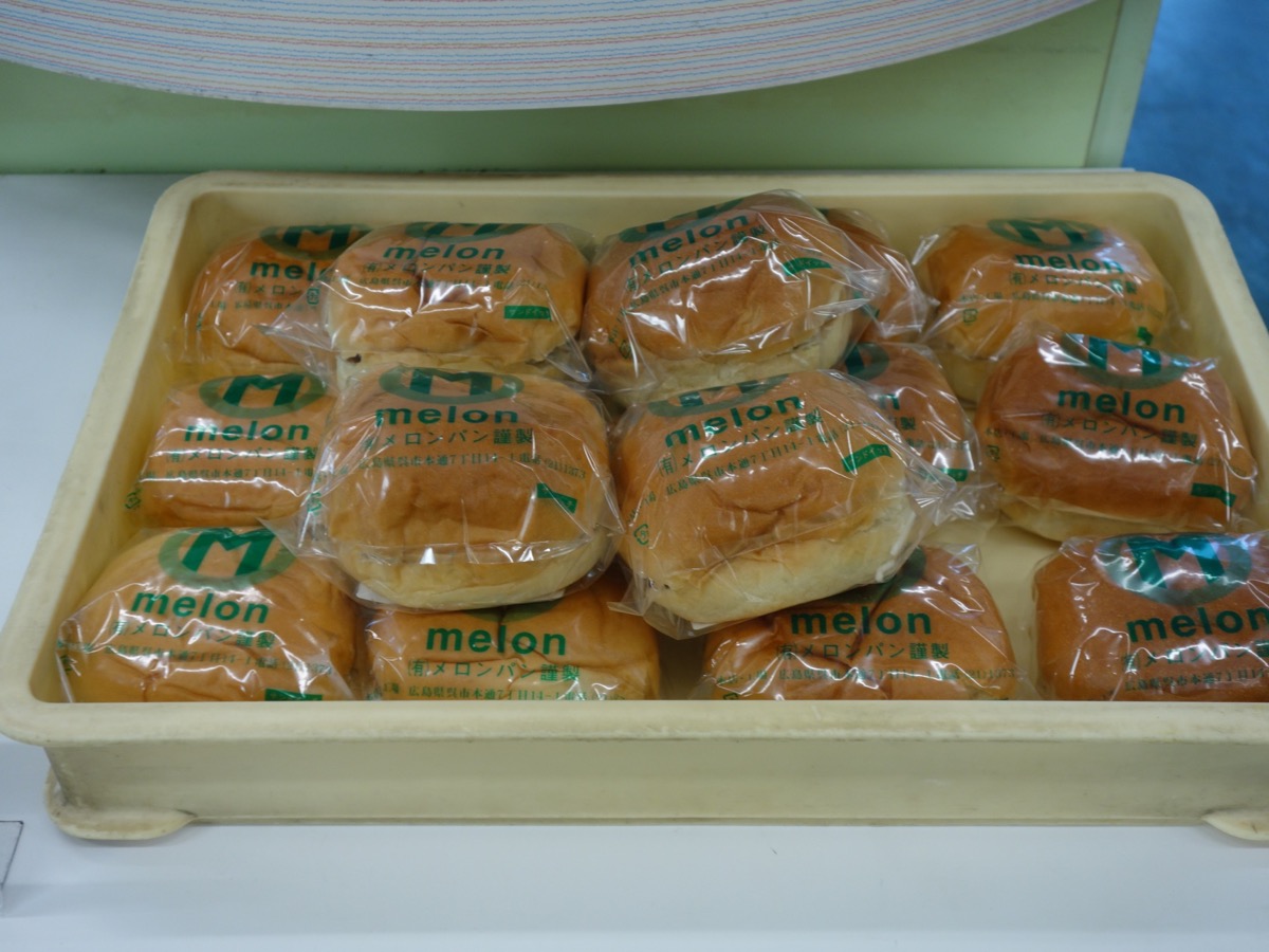 メロンパン本店