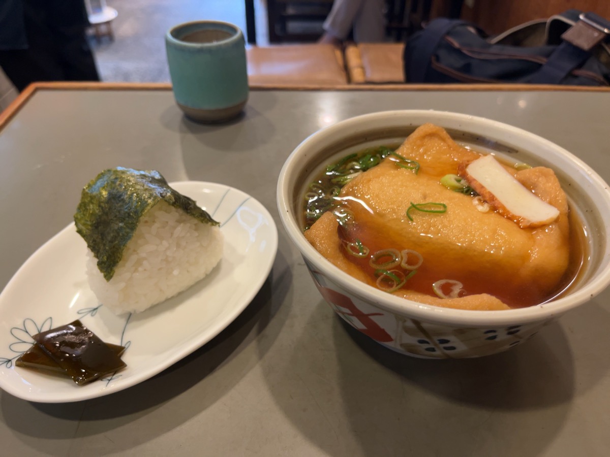 うさみ亭マツバヤ・きつねうどん