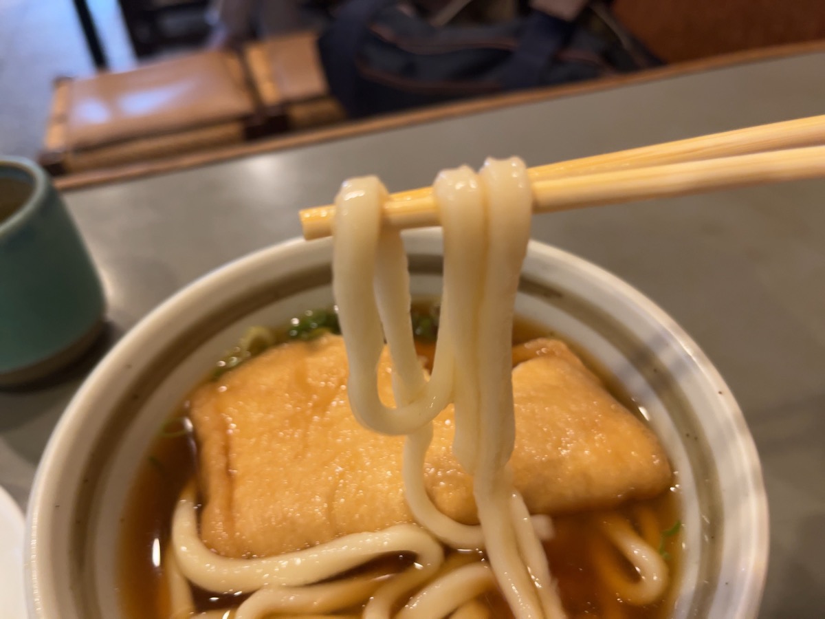 うさみ亭マツバヤ・きつねうどん