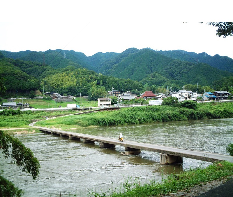 木津川潜没橋