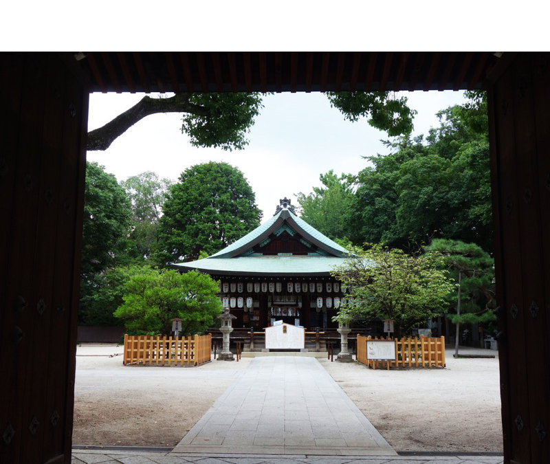 白峯神宮